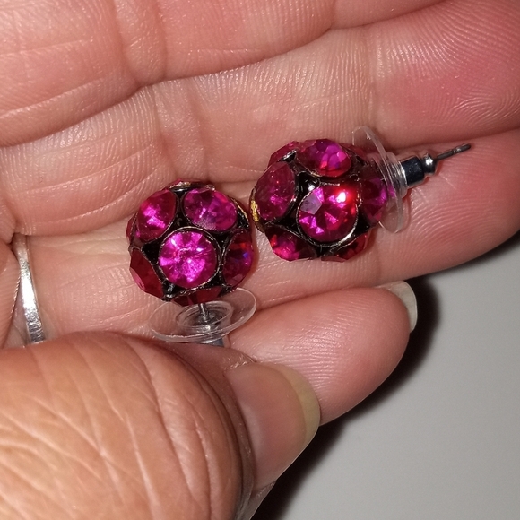 Pink Crystal Globe post earrings - Picture 3 of 3